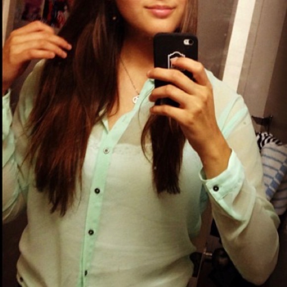 Mint Green Chiffon Tie-front Blouse - Picture 3 of 3